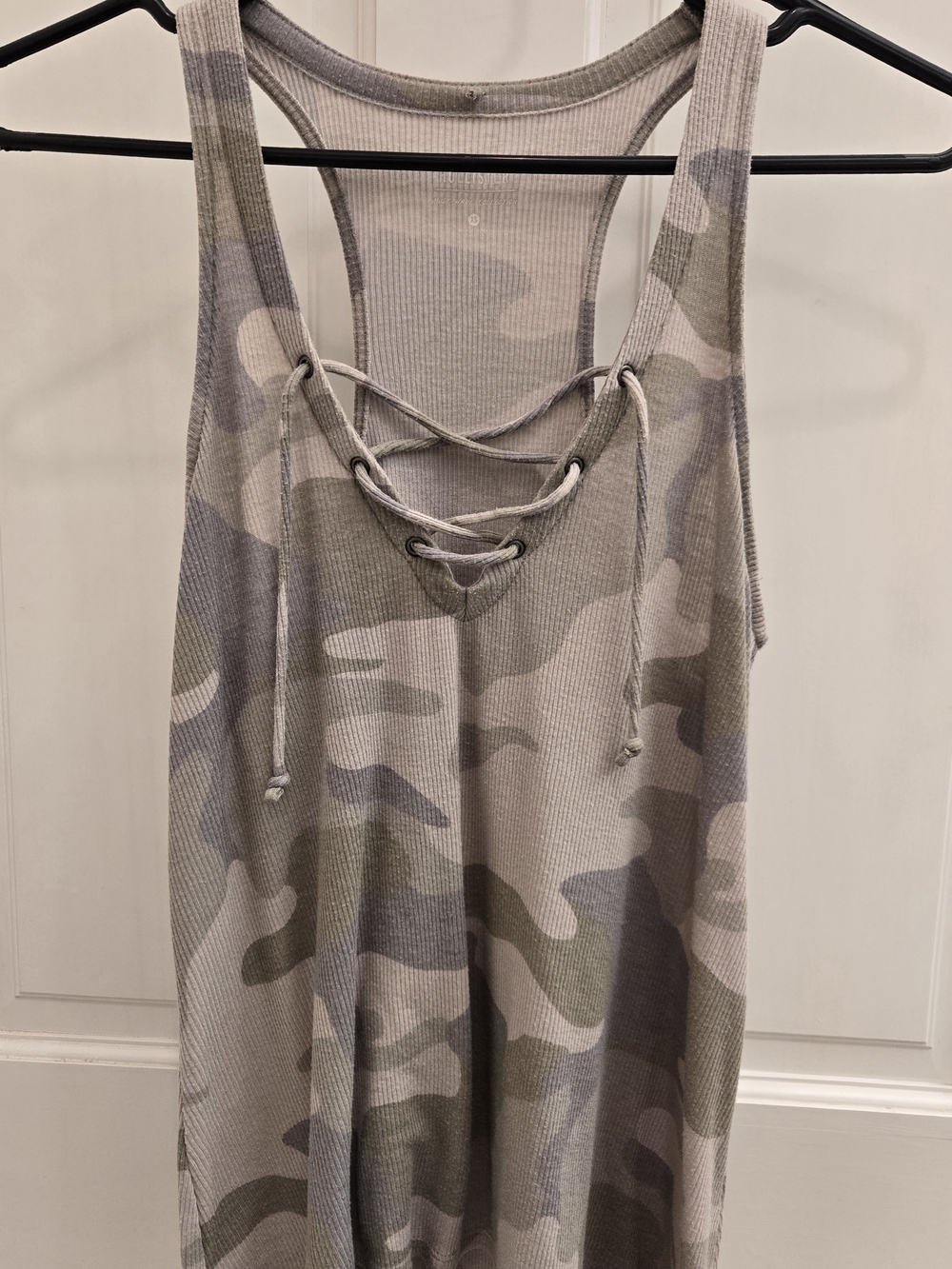 Hollister Lace-Up Camo Rib Tank in Taupe & Olive